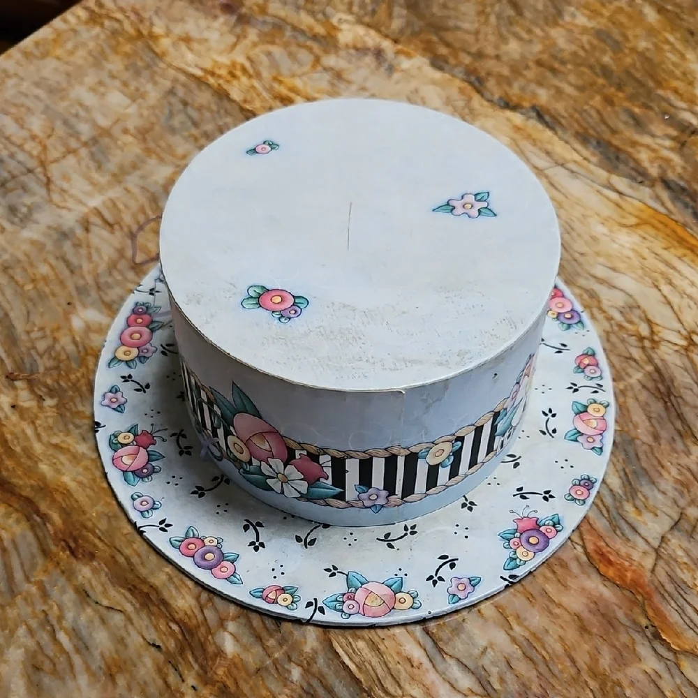 MARY ENGELBREIT Floral Decorative Box with Lid